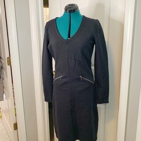 Athleta Dresses & Skirts - Athleta Celebration Ponte Cotton Athleisure Sporty V Neck Black Casual Dress